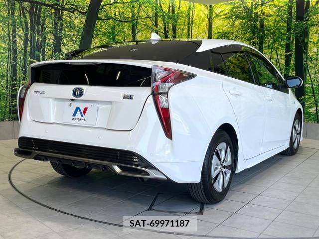Toyota PRIUS 2016-03 345199-17