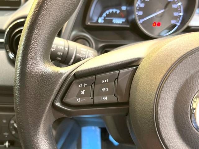 Mazda MAZDA2 2020-09 28997-6