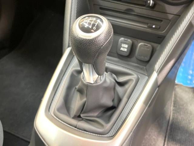 Mazda MAZDA2 2020-09 28997-2