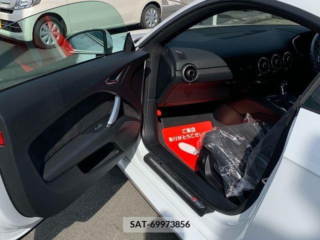 Audi TT 2016-06 204045-22