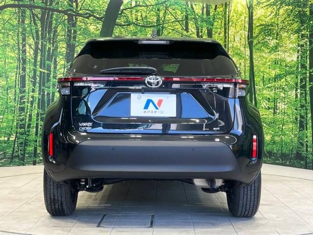 Toyota YARIS CROSS 2023-03 18579-14
