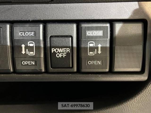 Mazda BIANTE 2010-08 387037-2