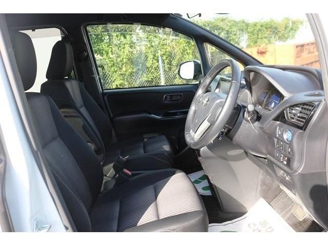Toyota NOAH HYBRID 2017-08 9471-11