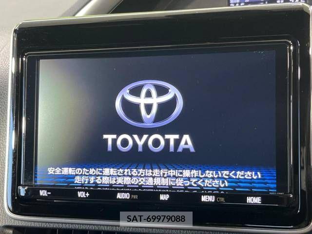 Toyota VOXY 2019-07 370397-2