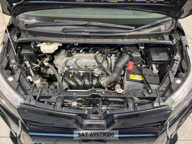 Toyota VOXY 2019-07 370397-19