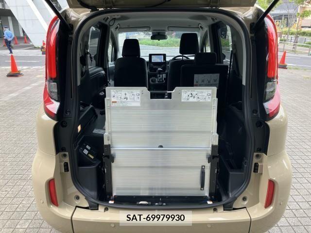 Toyota SIENTA 2023-07 374932-26