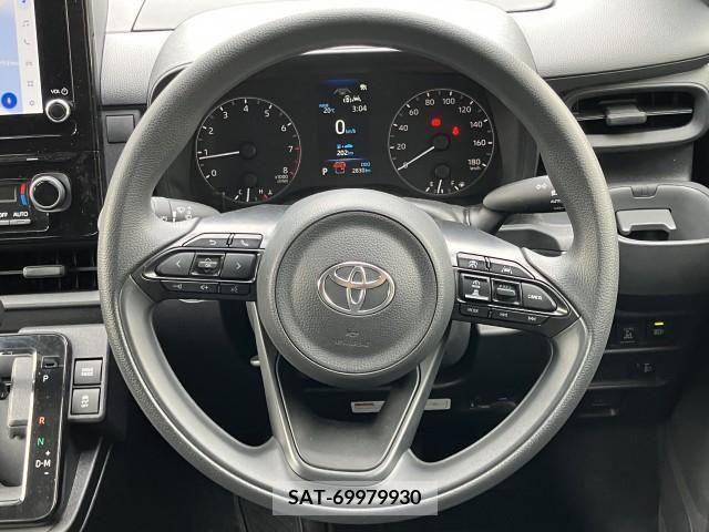 Toyota SIENTA 2023-07 374932-17