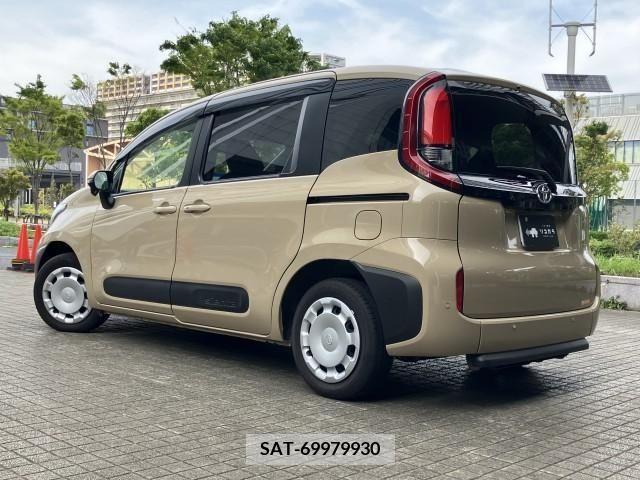 Toyota SIENTA 2023-07 374932-2