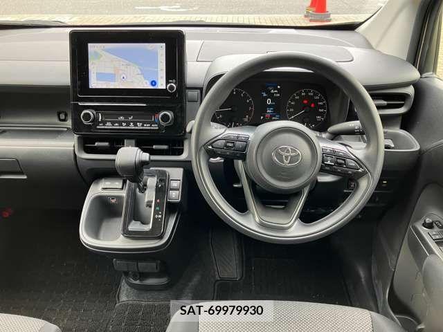 Toyota SIENTA 2023-07 374932-1