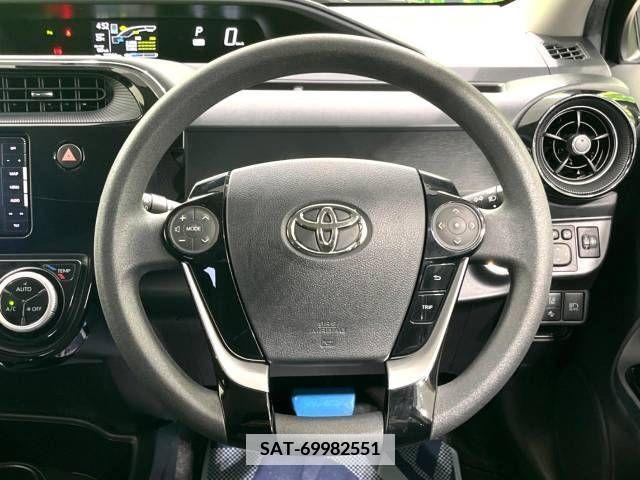 Toyota AQUA 2019-07 336768-11
