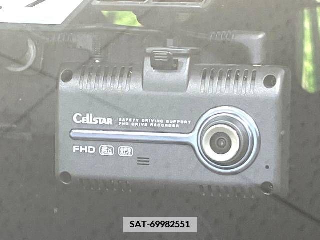 Toyota AQUA 2019-07 336768-4