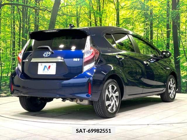 Toyota AQUA 2019-07 336768-17