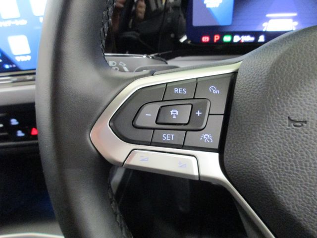 VolksWagen GOLF 2021-06 14547-12