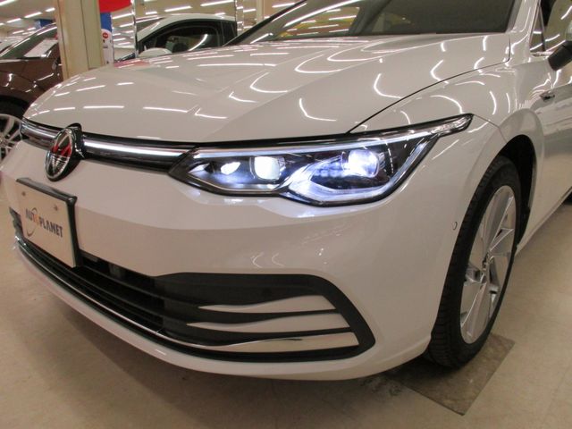 VolksWagen GOLF 2021-06 14547-20