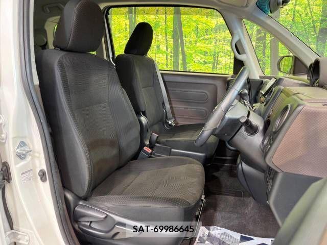 Toyota SPADE 2015-08 348723-8