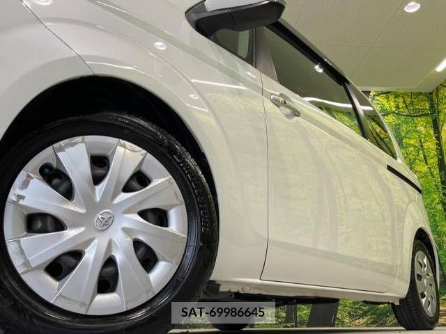 Toyota SPADE 2015-08 348723-13