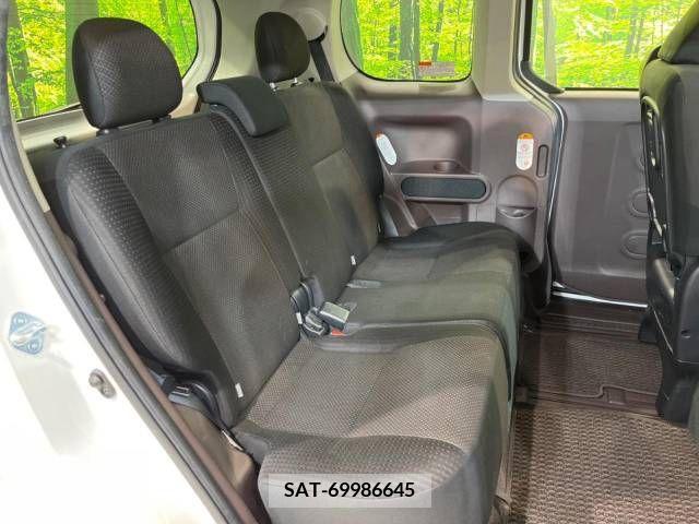 Toyota SPADE 2015-08 348723-9