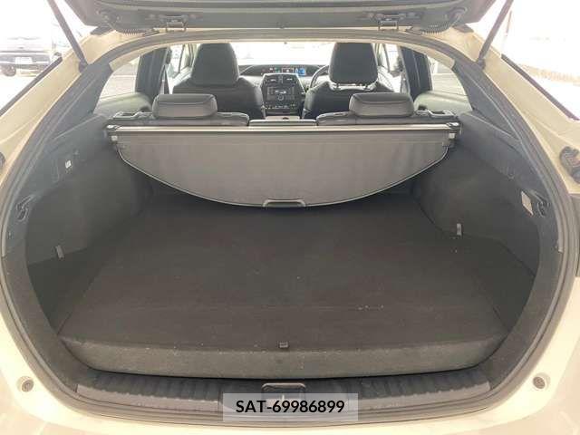Toyota PRIUS PHV 2017-03 351690-8