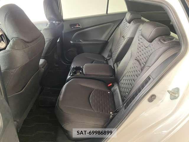 Toyota PRIUS PHV 2017-03 351690-7