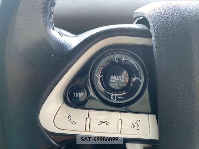 Toyota PRIUS PHV 2017-03 351690-12