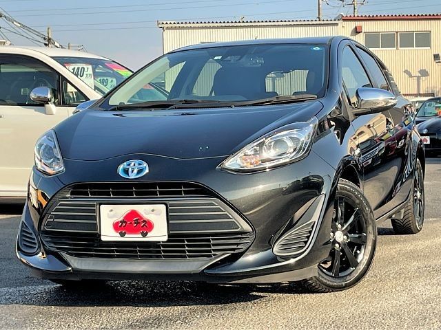 Toyota AQUA 2018-01 15974-0