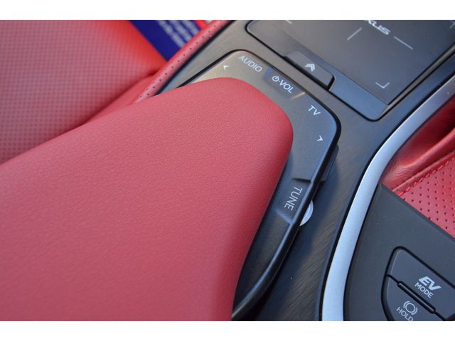 Lexus UX 2019-09 17573-13