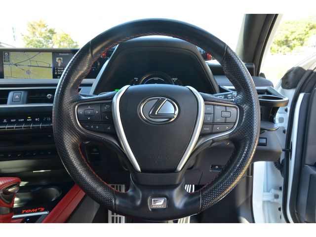 Lexus UX 2019-09 17573-7