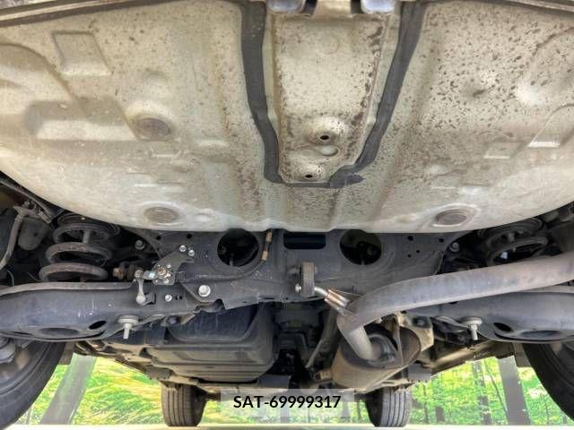 Toyota HARRIER 2017-06 271205-19