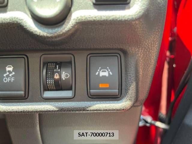 Nissan NOTE 2017-01 305356-5