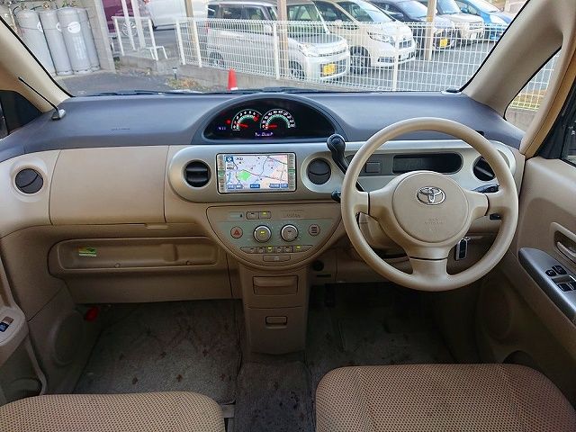 Toyota PORTE 2006-12 188250-1