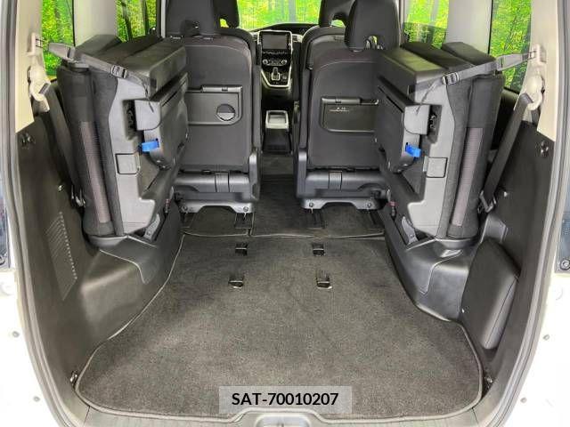 Nissan SERENA 2019-06 343956-10