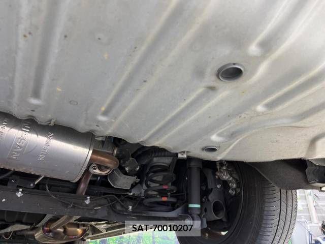 Nissan SERENA 2019-06 343956-19