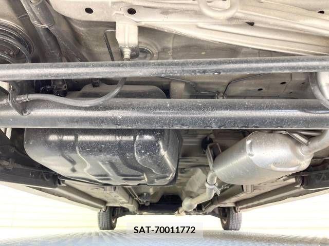 Suzuki WAGON R 2013-08 255897-18