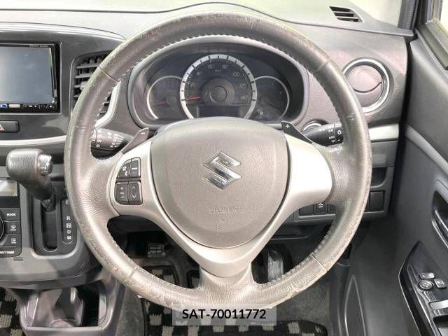 Suzuki WAGON R 2013-08 255897-11