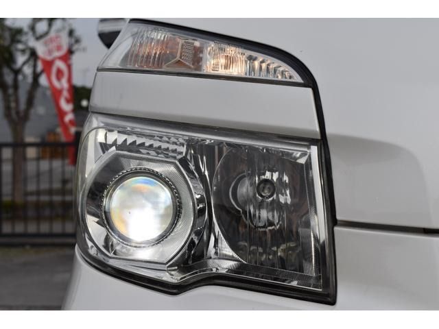 Toyota VOXY 2012-01 192658-18