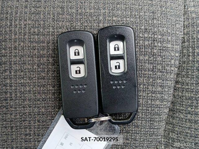 Honda N BOX 2018-06 335116-9