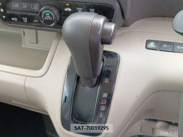 Honda N BOX 2018-06 335116-10