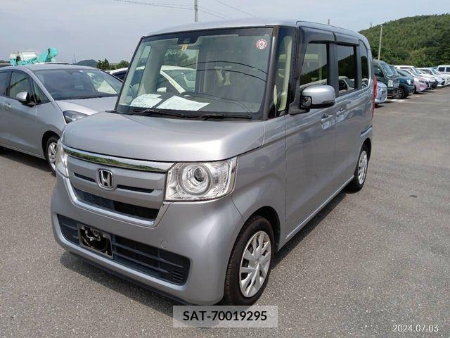 Honda N BOX 2018-06 335116-0