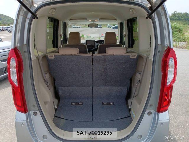 Honda N BOX 2018-06 335116-2