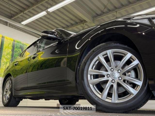 Nissan FUGA 2019-06 387805-13