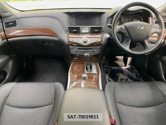 Nissan FUGA 2019-06 387805-1