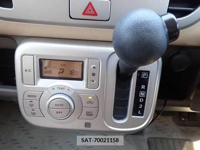 Nissan MOCO 2010-07 388793-16