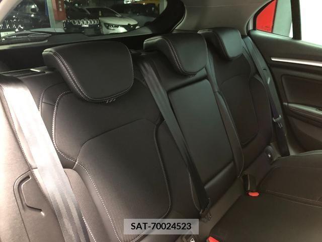 Renault MEGANE 2022-03 212065-13