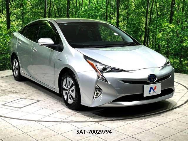 Toyota PRIUS 2016-07 330108-16