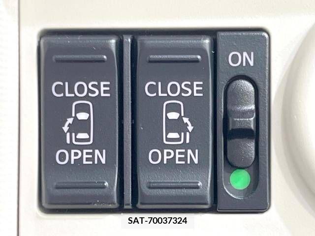Daihatsu MOVE 2021-03 338504-5