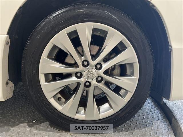 Toyota ALPHARD 2010-12 228252-17