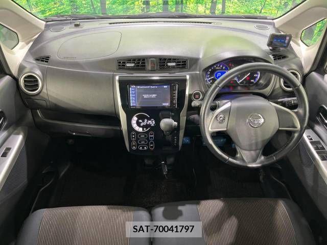 Nissan DAYZ 2013-09 358952-1