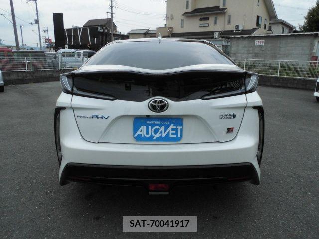 Toyota PRIUS PHV 2018-03 256941-8