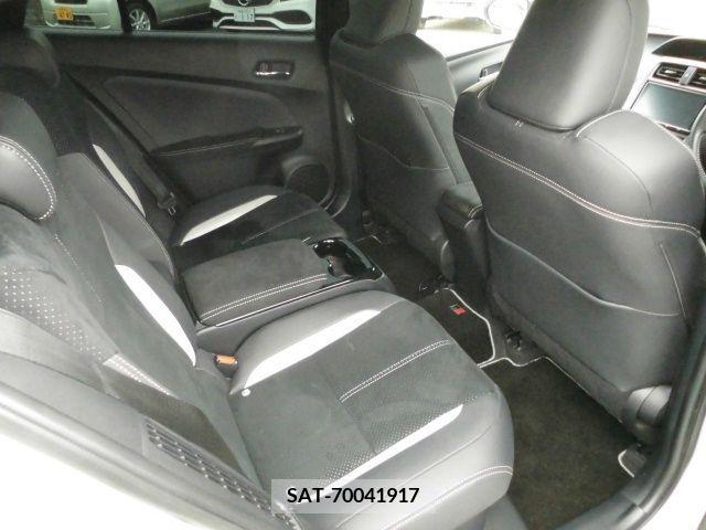 Toyota PRIUS PHV 2018-03 256941-14