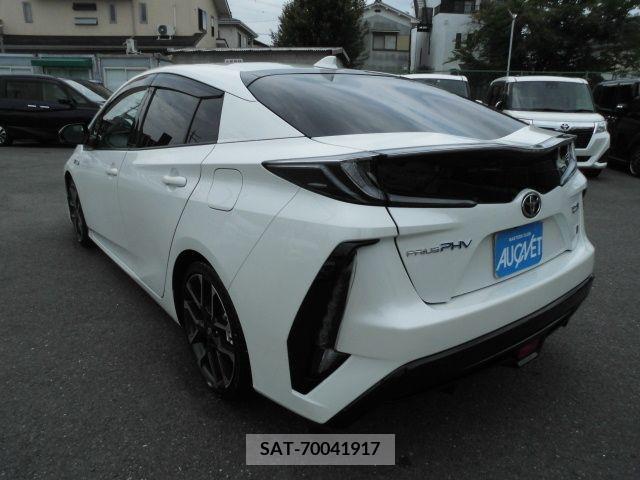 Toyota PRIUS PHV 2018-03 256941-2